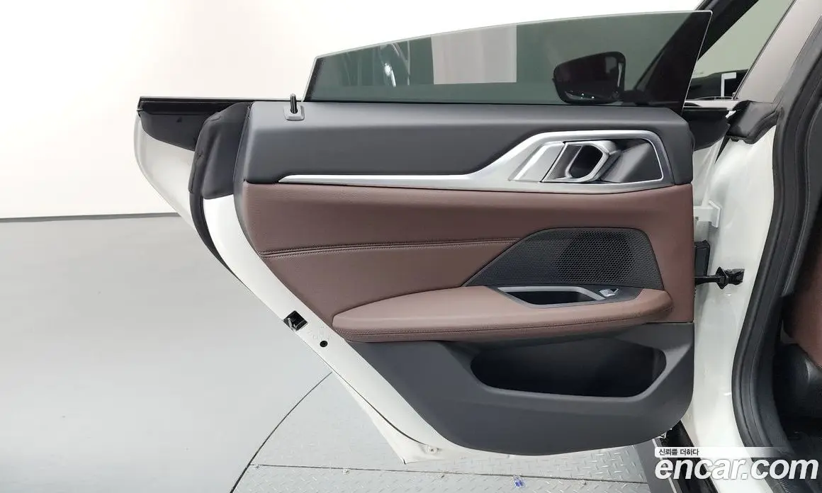 BMW 4 серия 2025 2.0 автомат (гидро), фото 15