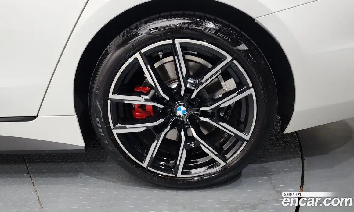 BMW 4 серия 2025 2.0 автомат (гидро), фото 7