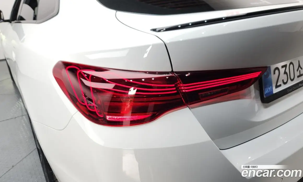 BMW 4 серия 2025 2.0 автомат (гидро), фото 9