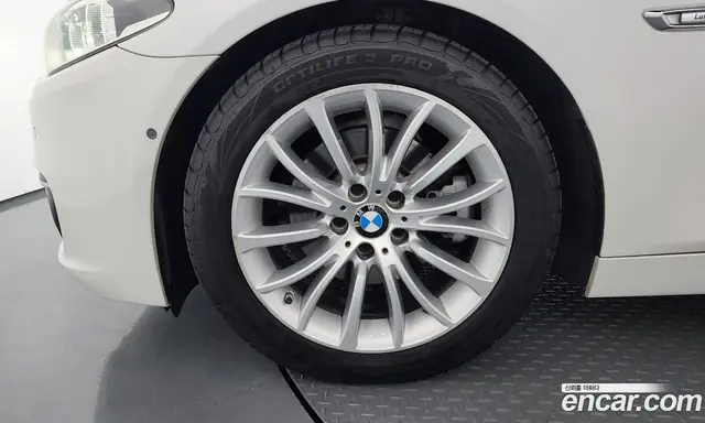 BMW 5 серия 2015 2.0 автомат (гидро), миниатюра 5
