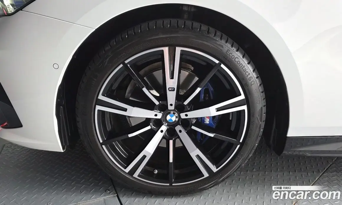 BMW 5 серия 2025 2.0 автомат (гидро), фото 4