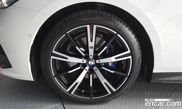 BMW 5 серия 2025 2.0 автомат (гидро), миниатюра 4