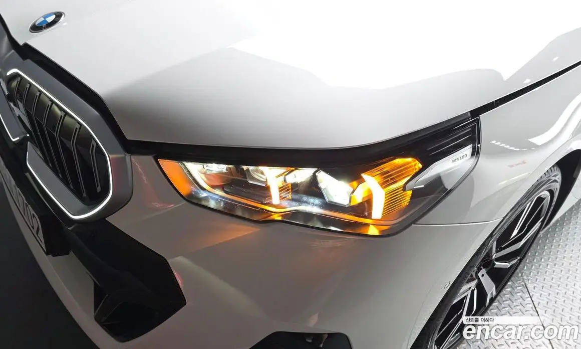 BMW 5 серия 2025 2.0 автомат (гидро), фото 7