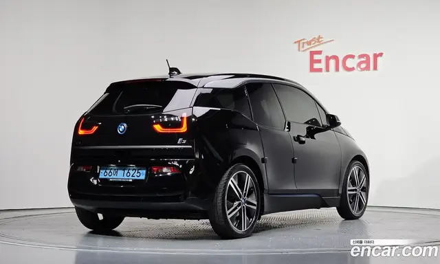 BMW i3 2018 автомат (гидро), миниатюра 2