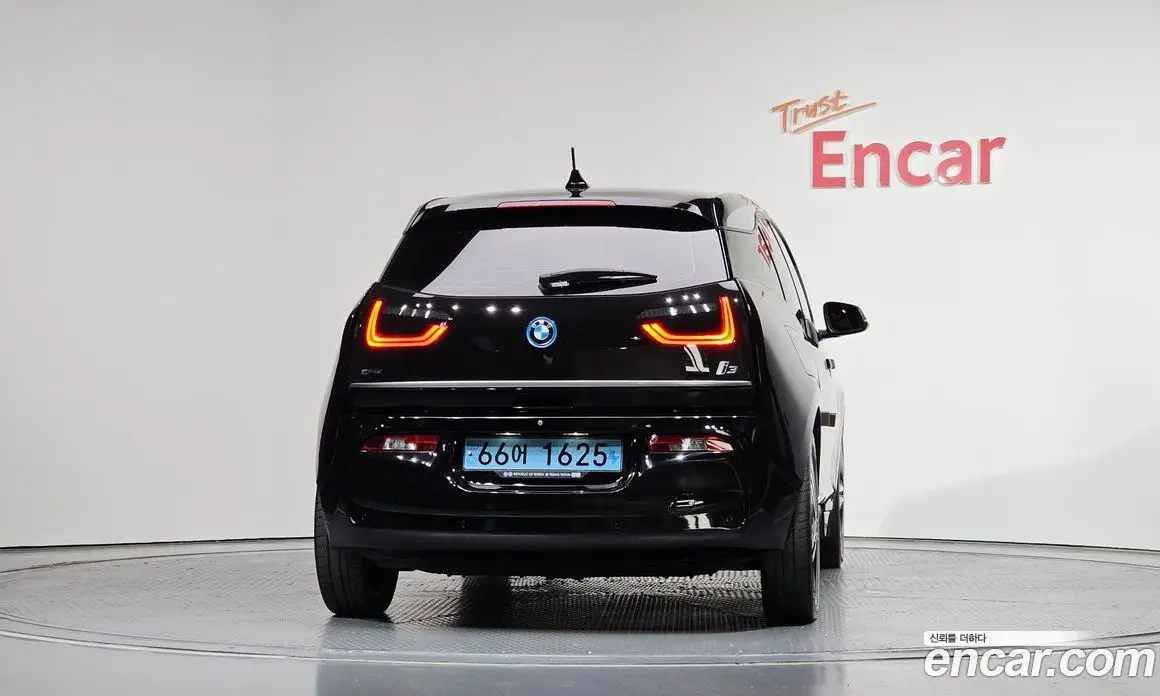 BMW i3 2018 автомат (гидро), фото 4