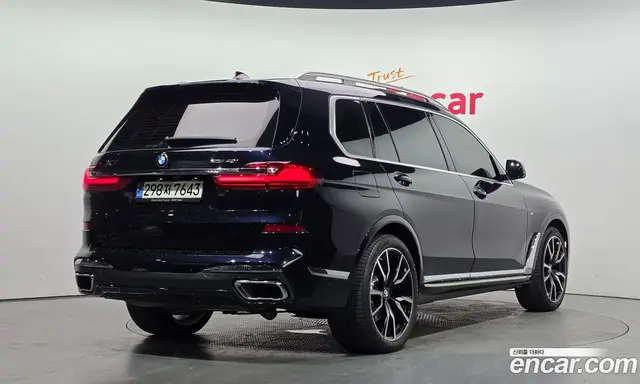 BMW X7 2021 3.0 автомат (гидро), миниатюра 2