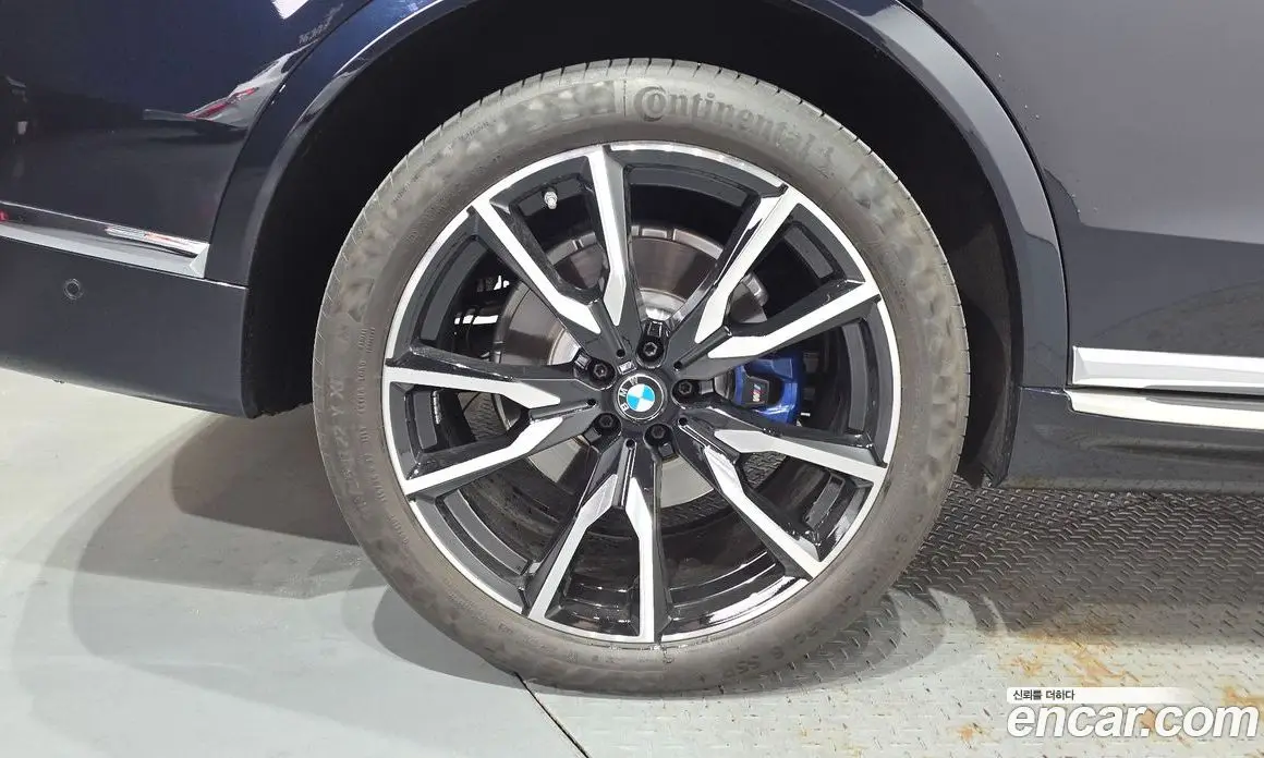 BMW X7 2021 3.0 автомат (гидро), фото 5