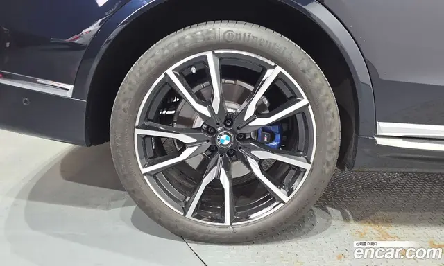 BMW X7 2021 3.0 автомат (гидро), миниатюра 5