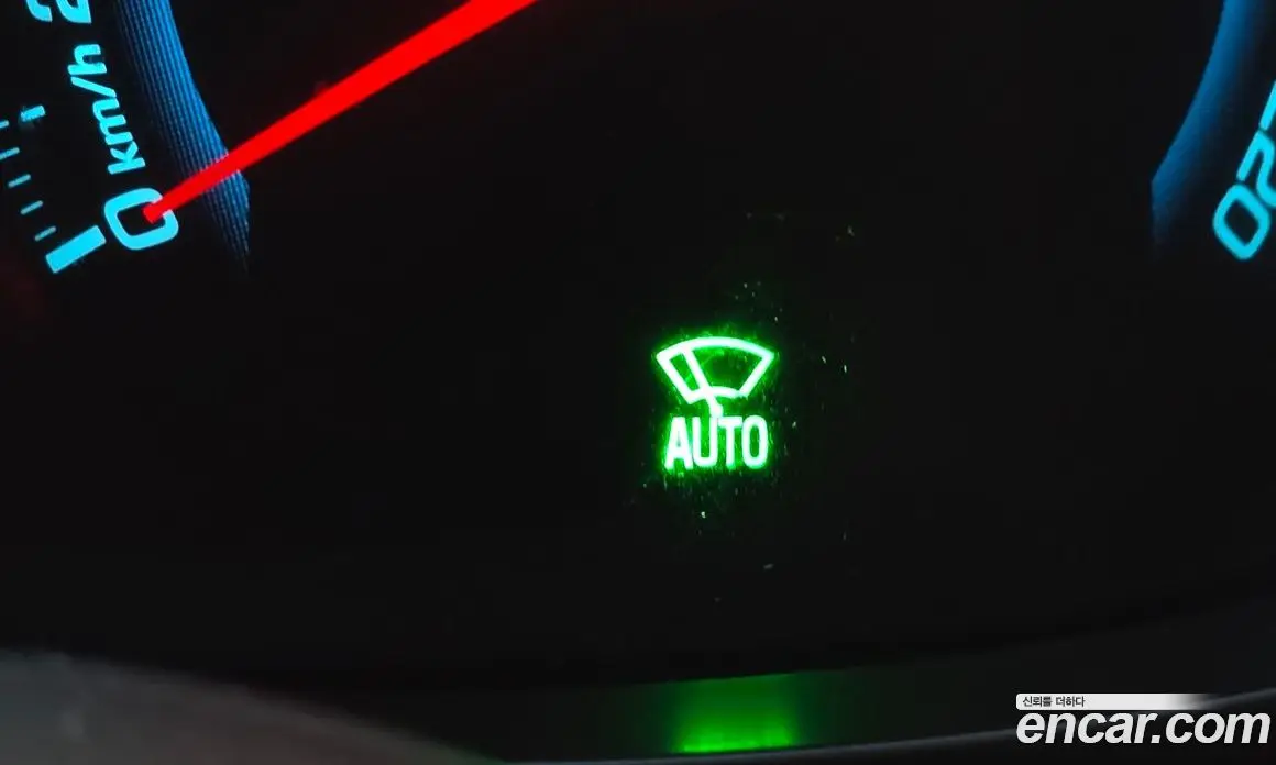 Chevrolet Orlando 2012 2.0 автомат (гидро), фото 17