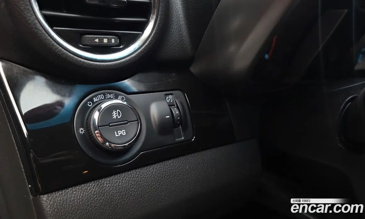 Chevrolet Orlando 2012 2.0 автомат (гидро), фото 20