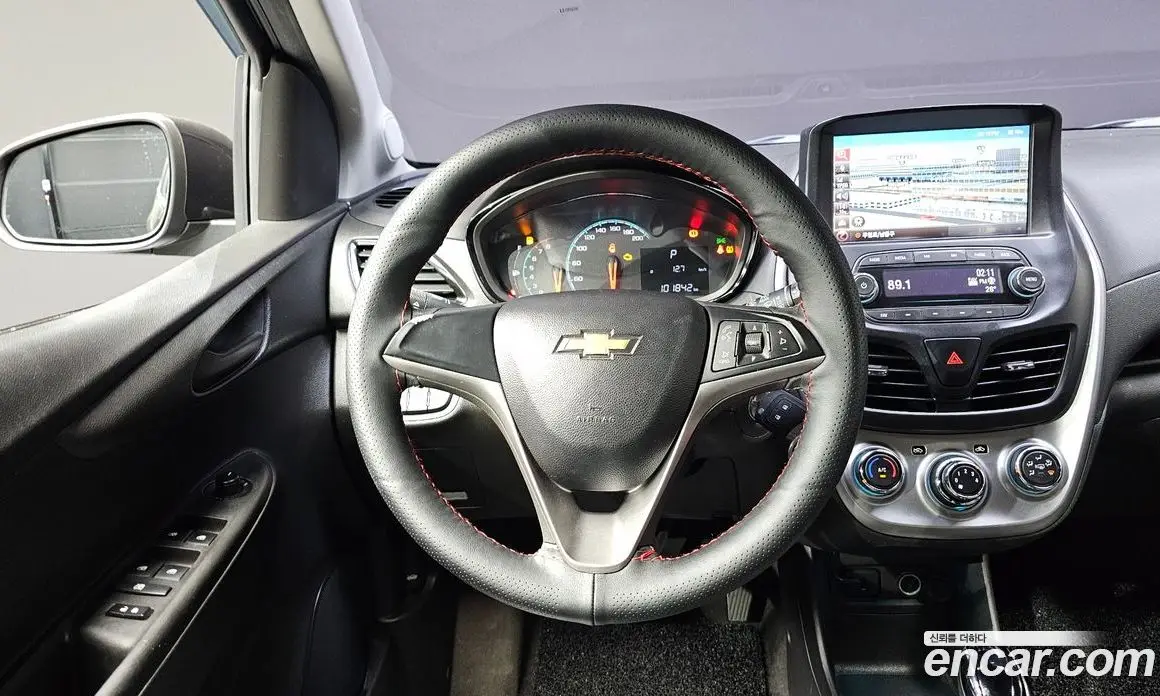 Chevrolet Spark 2016 1.0 автомат (гидро), фото 13