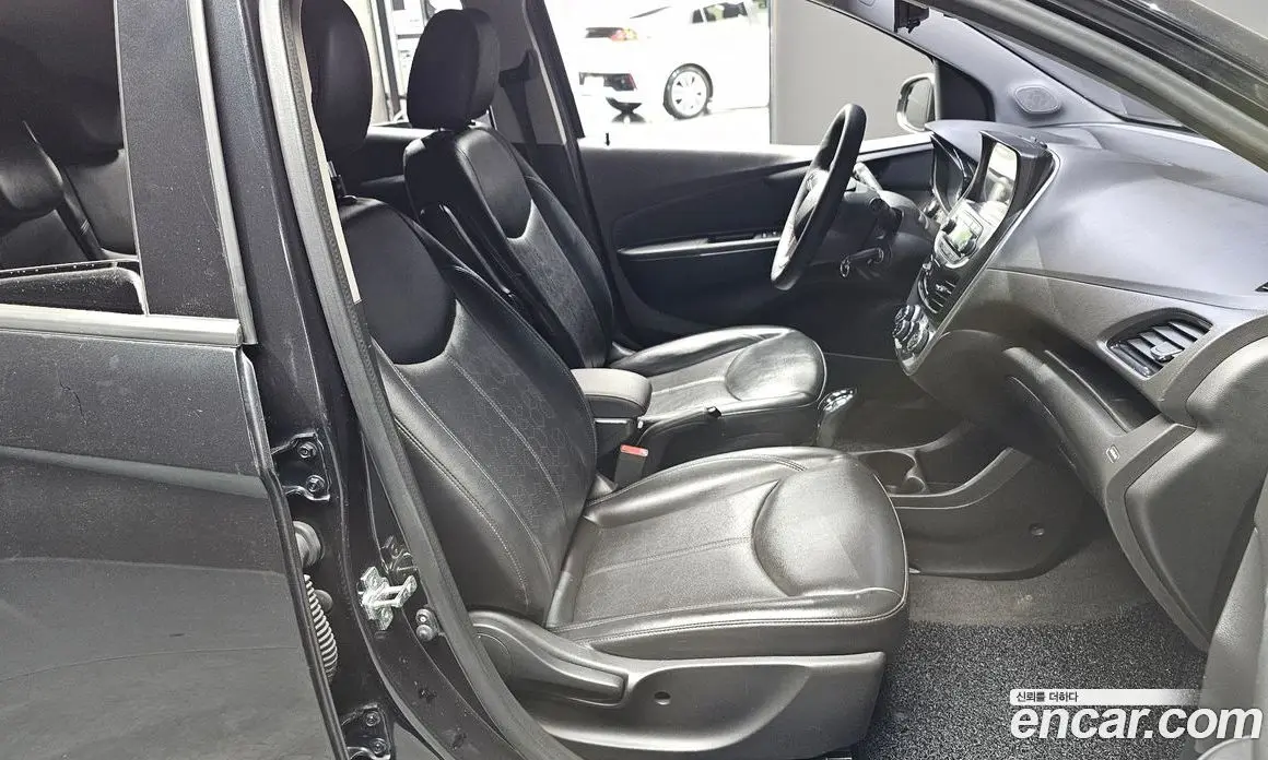 Chevrolet Spark 2016 1.0 автомат (гидро), фото 10