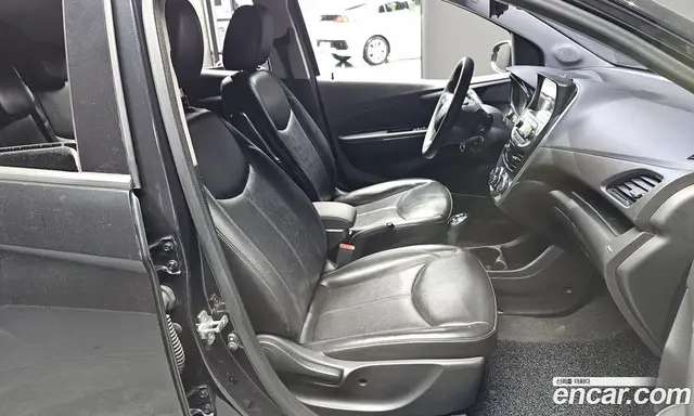 Chevrolet Spark 2016 1.0 автомат (гидро), миниатюра 10