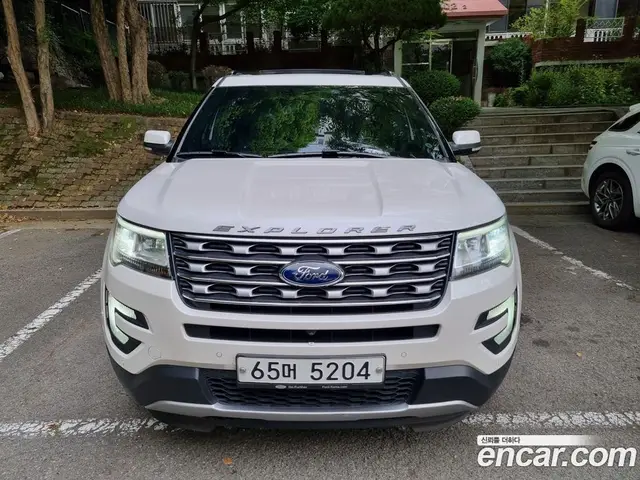 Ford Explorer, 2017, 122 287 км