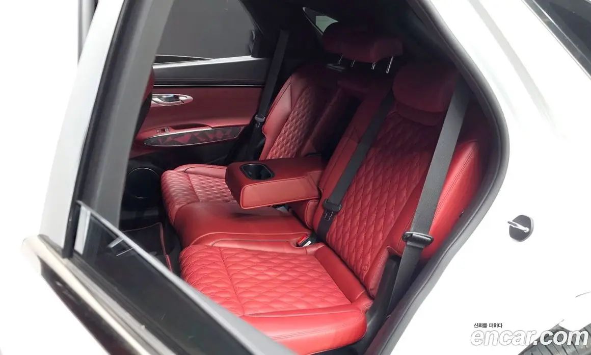 Genesis GV70 2023 2.5 автомат (гидро), фото 18