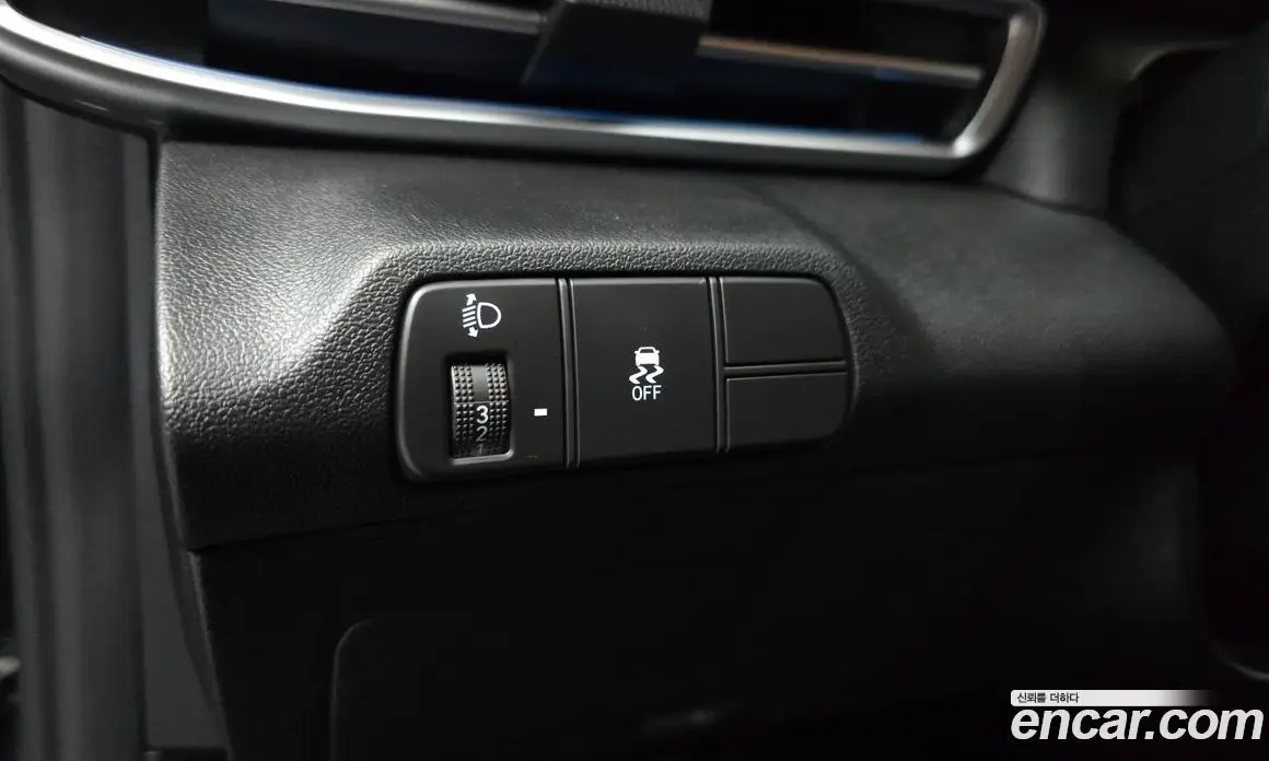 Hyundai Avante 2024 1.6 автомат (гидро), фото 14