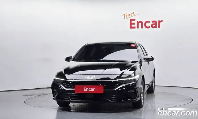 Hyundai Avante 2024 1.6 автомат (гидро), миниатюра 3