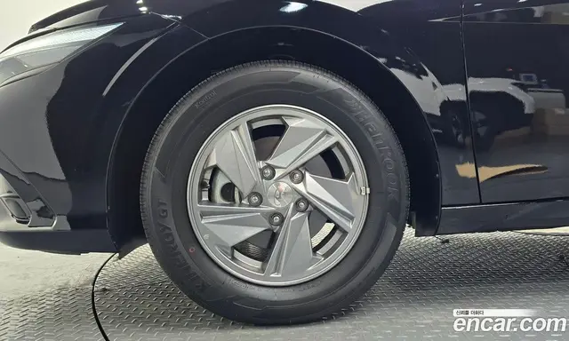 Hyundai Avante 2024 1.6 автомат (гидро), миниатюра 5