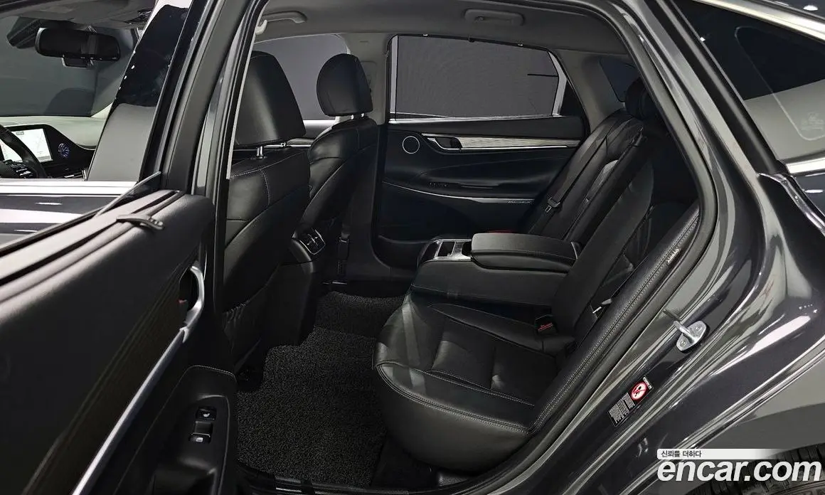 Hyundai Grandeur 2018 3.0 автомат (гидро), фото 11