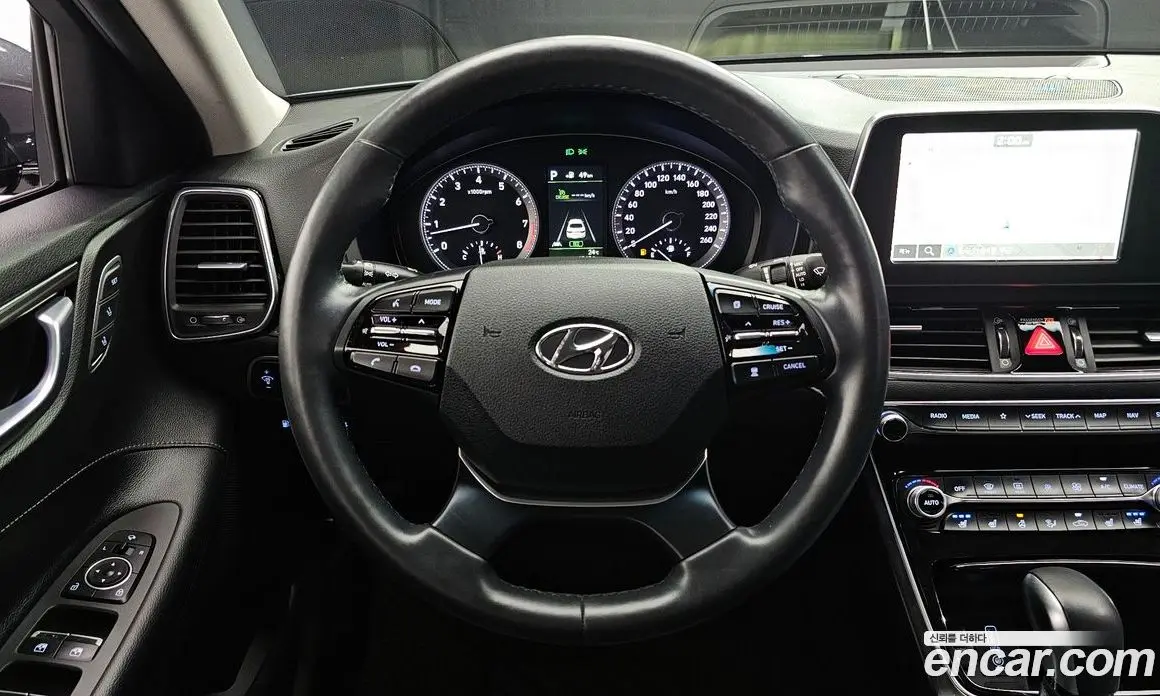 Hyundai Grandeur 2018 3.0 автомат (гидро), фото 12