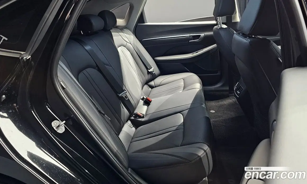 Hyundai Sonata 2024 2.0 автомат (гидро), фото 12