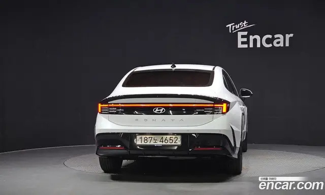 Hyundai Sonata 2024 2.0 автомат (гидро), миниатюра 4