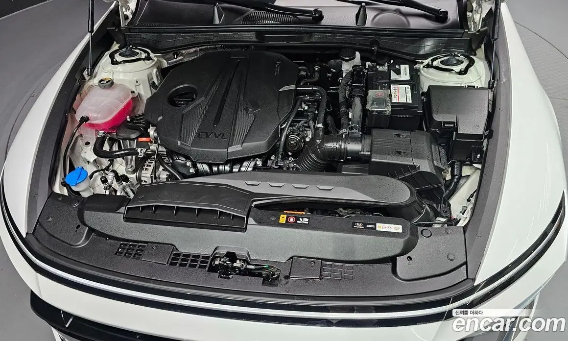 Hyundai Sonata 2024 2.0 автомат (гидро), фото 6