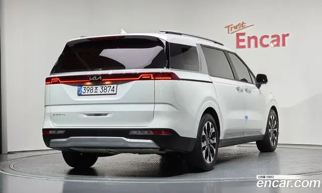 Kia Carnival 2022 2.2 автомат (гидро), миниатюра 2