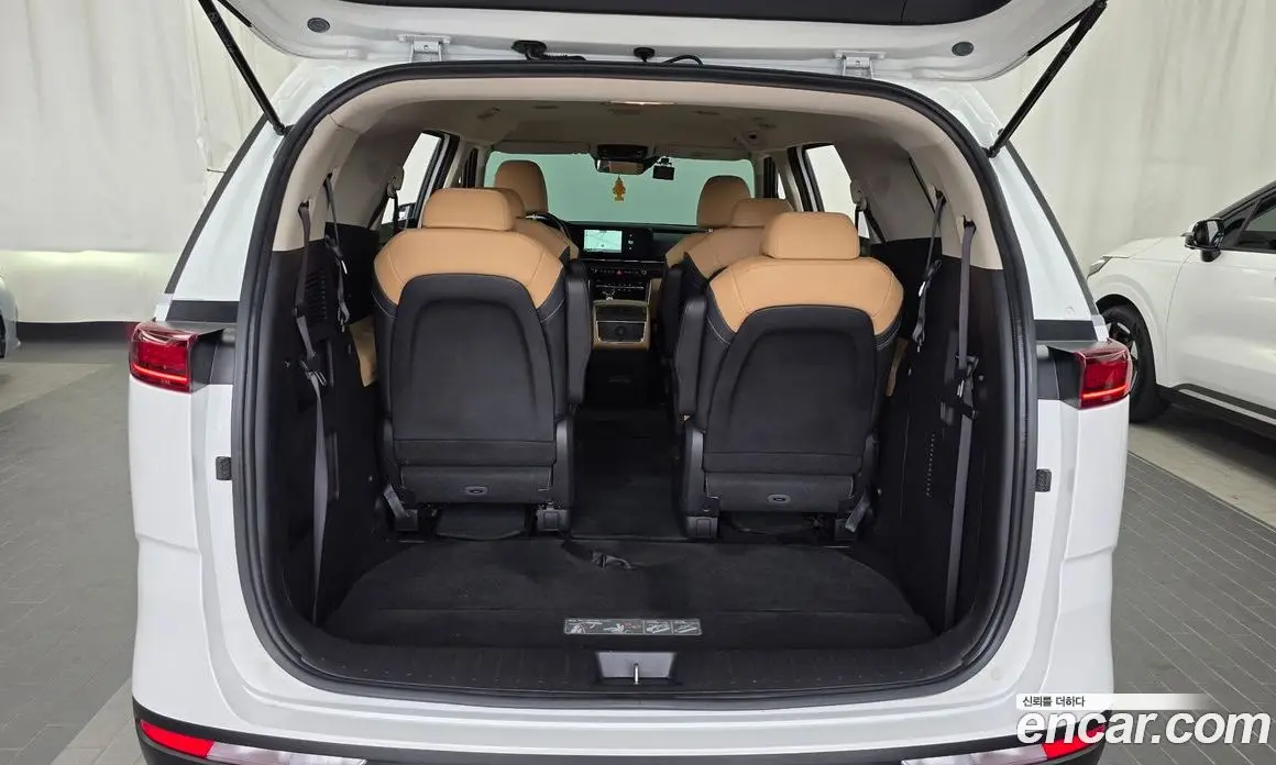 Kia Carnival 2022 2.2 автомат (гидро), фото 20