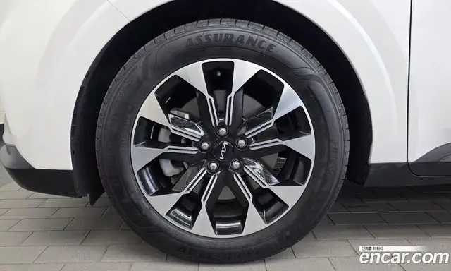 Kia Carnival 2022 2.2 автомат (гидро), миниатюра 5