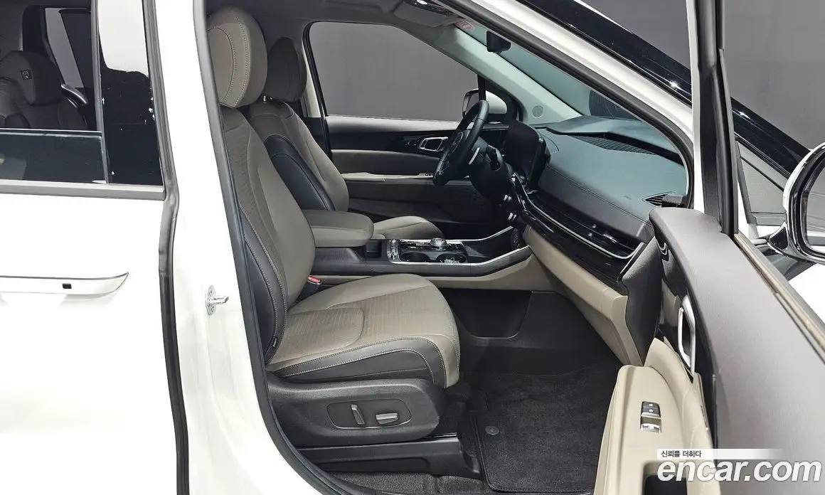 Kia Carnival 2023 3.5 автомат (гидро), фото 16