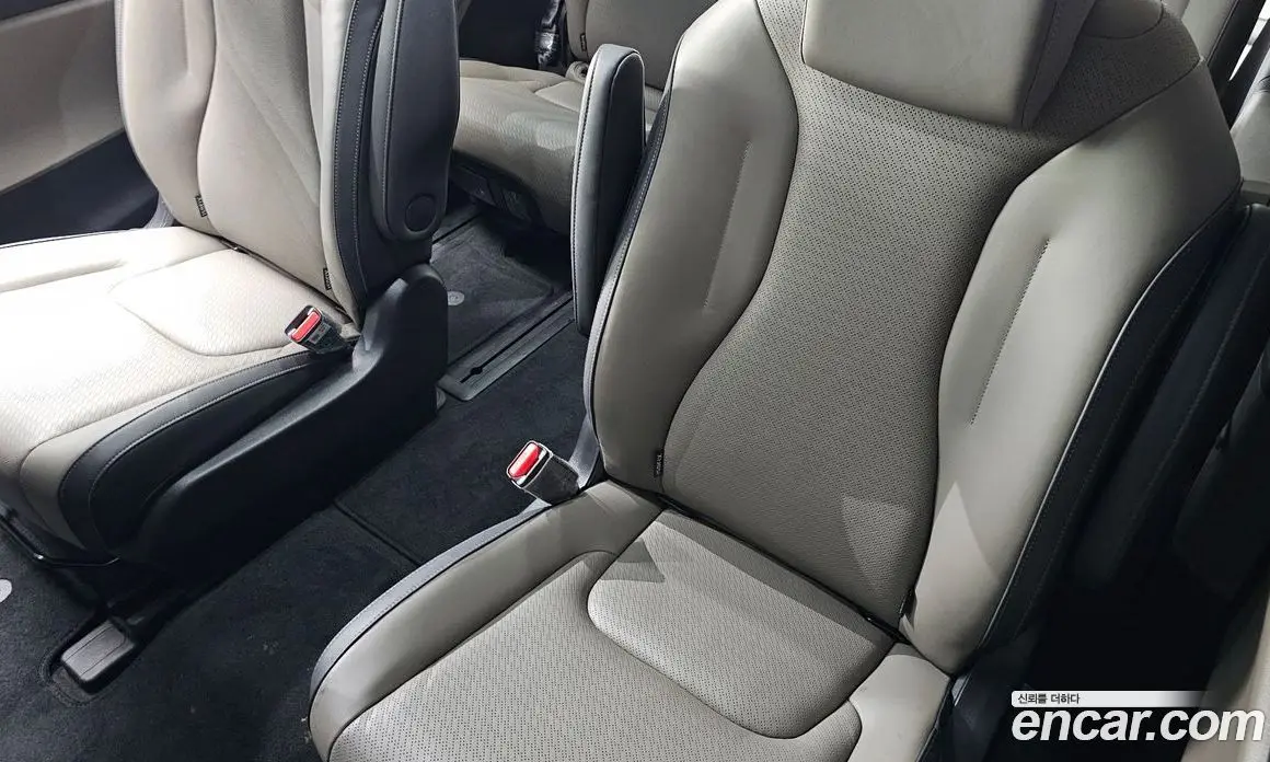 Kia Carnival 2023 3.5 автомат (гидро), фото 31
