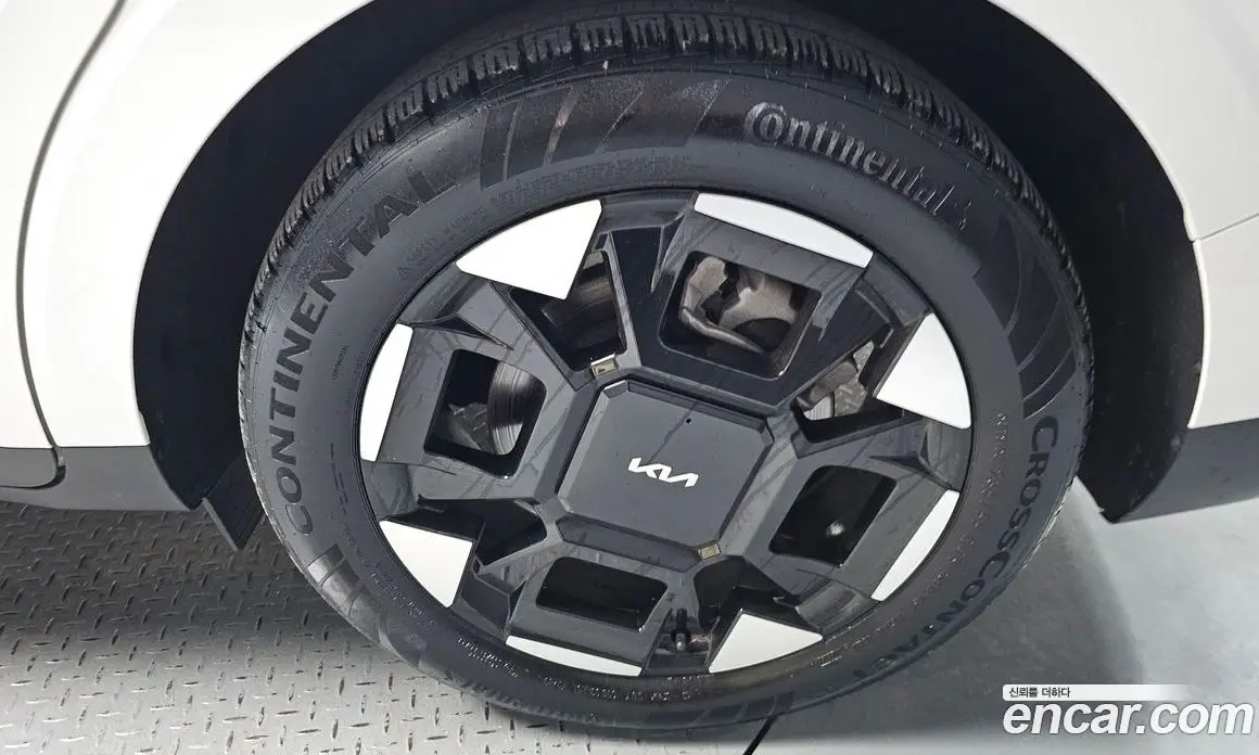 Kia Carnival 2023 3.5 автомат (гидро), фото 7