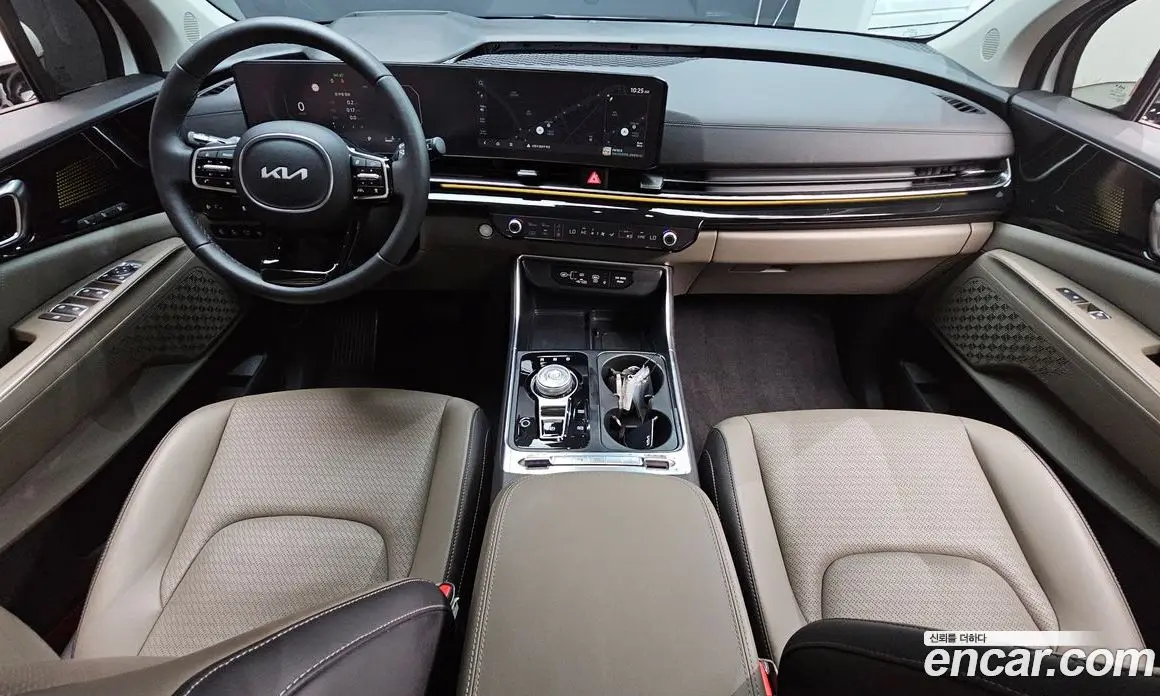 Kia Carnival 2023 3.5 автомат (гидро), фото 10