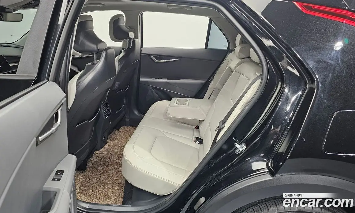 Kia Niro 2025 1.6 автомат (гидро), фото 18