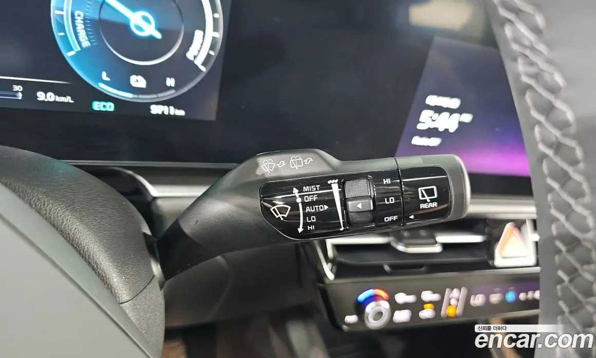 Kia Niro 2025 1.6 автомат (гидро), фото 26
