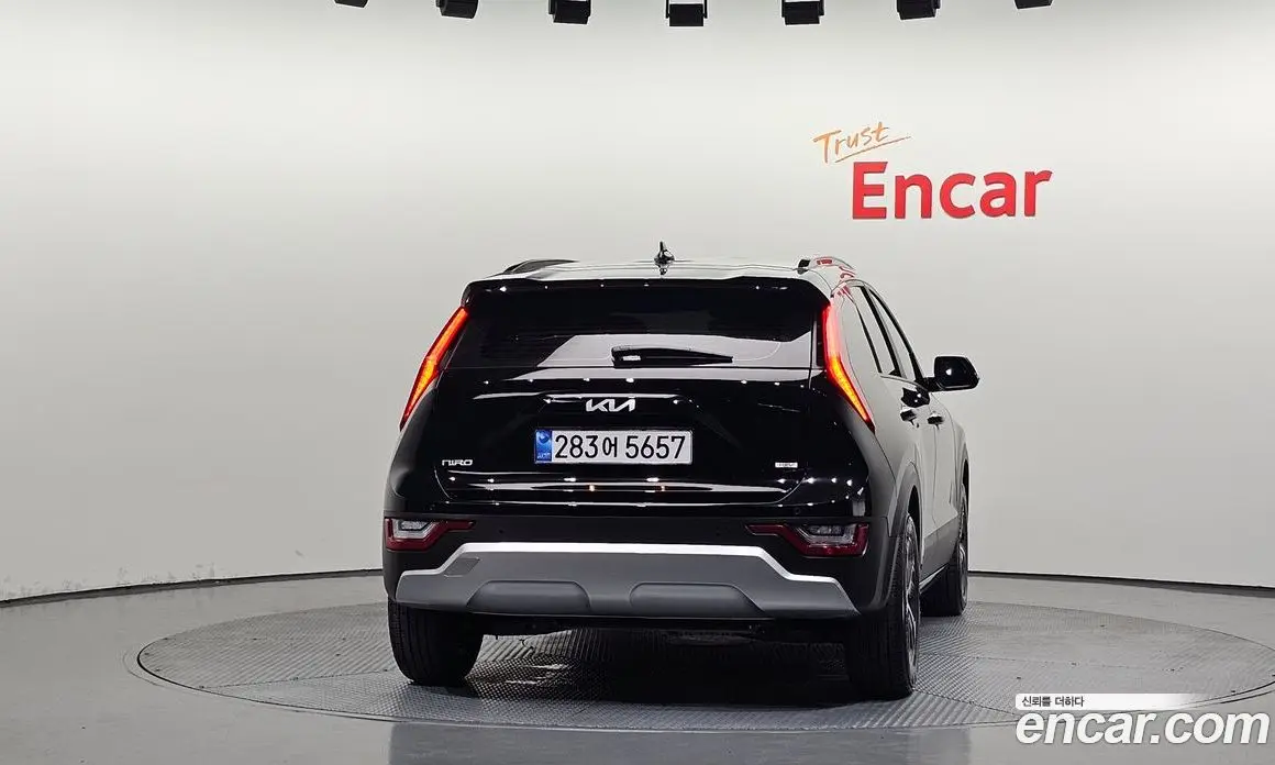 Kia Niro 2025 1.6 автомат (гидро), фото 4