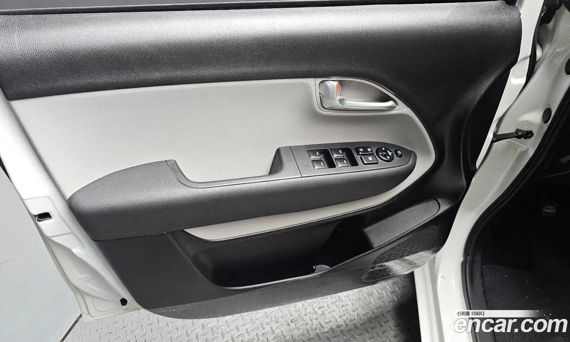 Kia Ray 2022 1.0 автомат (гидро), фото 14