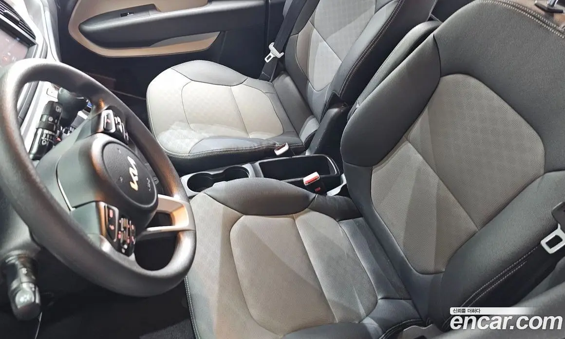 Kia Ray 2022 1.0 автомат (гидро), фото 32