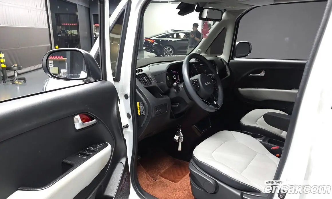 Kia Ray 2024 1.0 автомат (гидро), фото 13