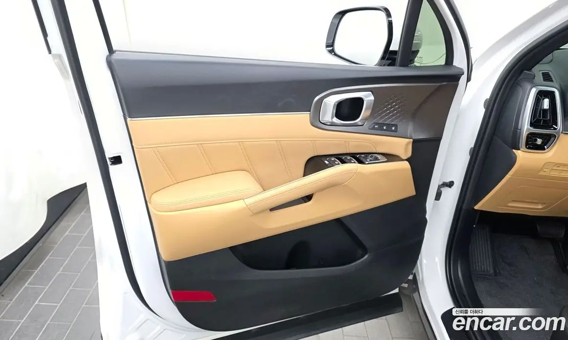 Kia Sorento 2023 1.6 автомат (гидро), фото 14