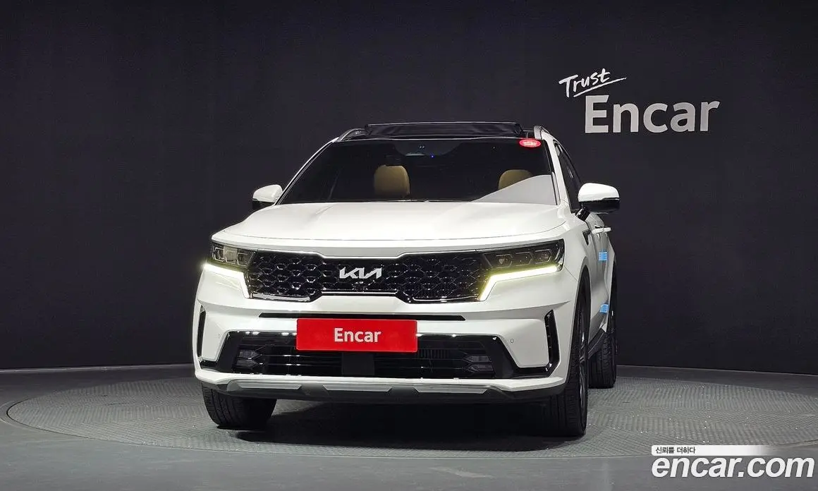 Kia Sorento 2023 1.6 автомат (гидро), фото 3