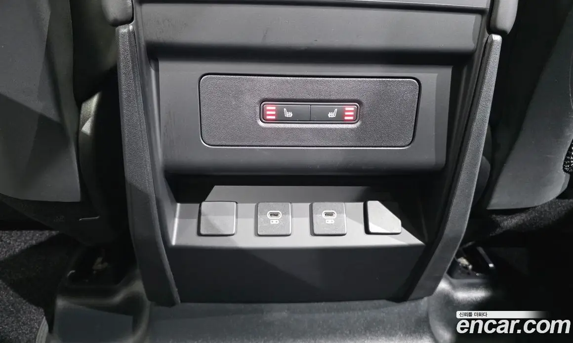 Land Rover Defender 2024 2.0 автомат (гидро), фото 18