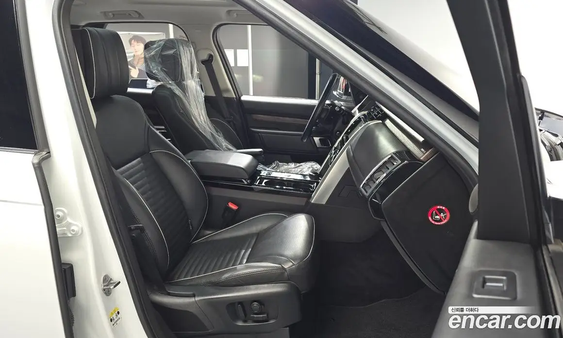 Land Rover Discovery 2019 3.0 автомат (гидро), фото 15
