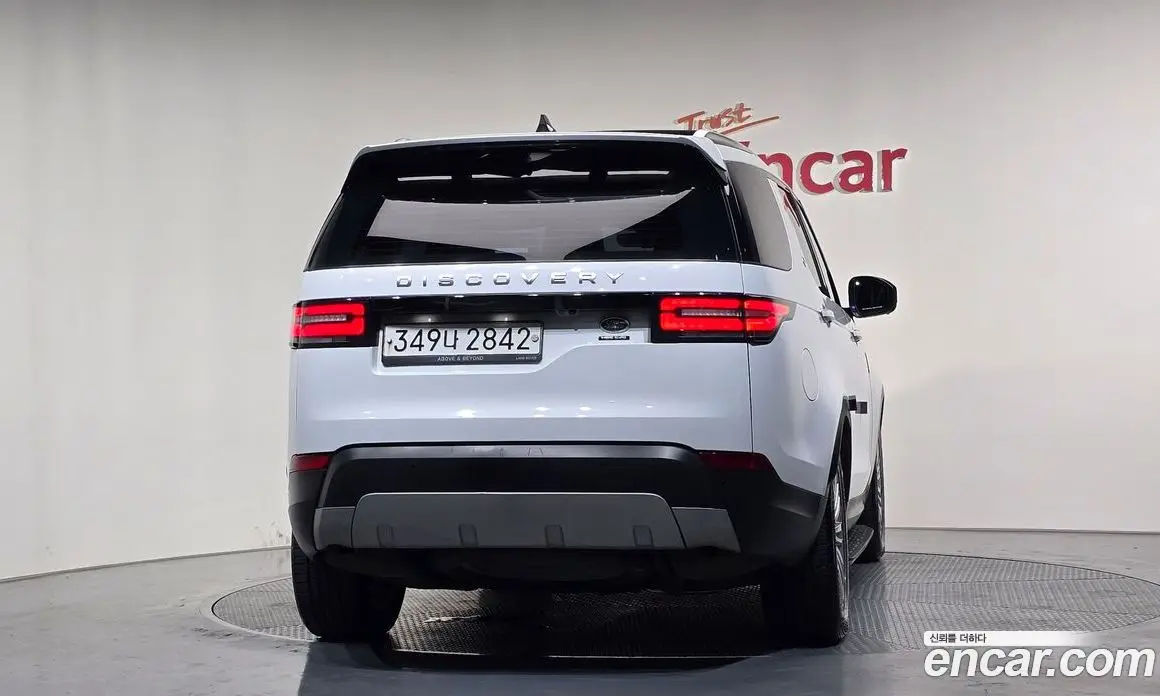 Land Rover Discovery 2019 3.0 автомат (гидро), фото 3