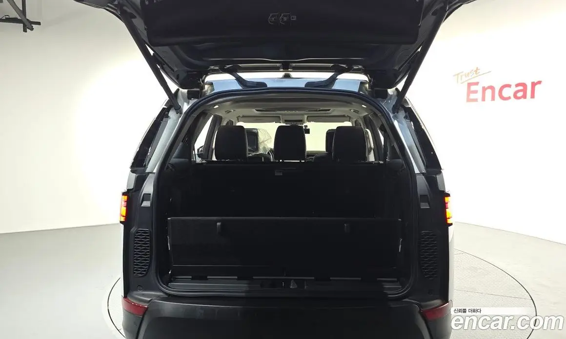Land Rover Discovery 2019 3.0 автомат (гидро), фото 25