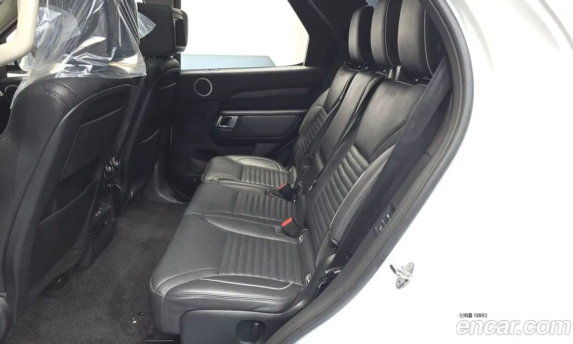 Land Rover Discovery 2019 3.0 автомат (гидро), фото 28