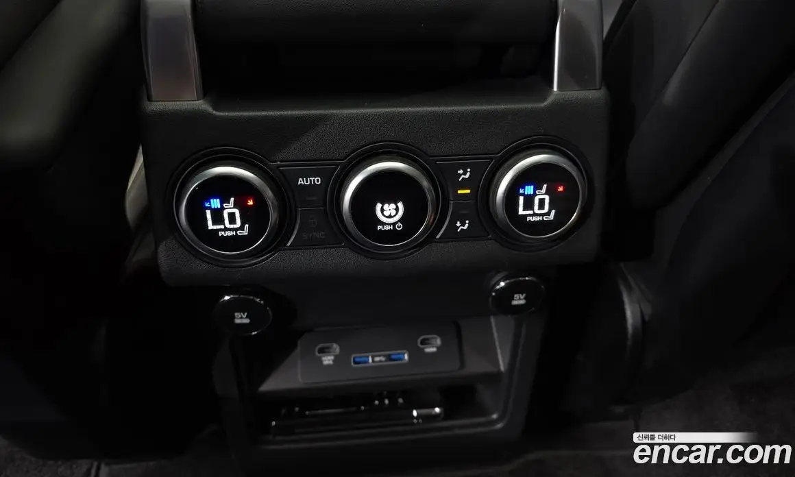 Land Rover Discovery 2019 3.0 автомат (гидро), фото 30