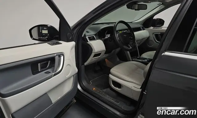 Land Rover Discovery Sport 2019 2.0 автомат (гидро), миниатюра 12