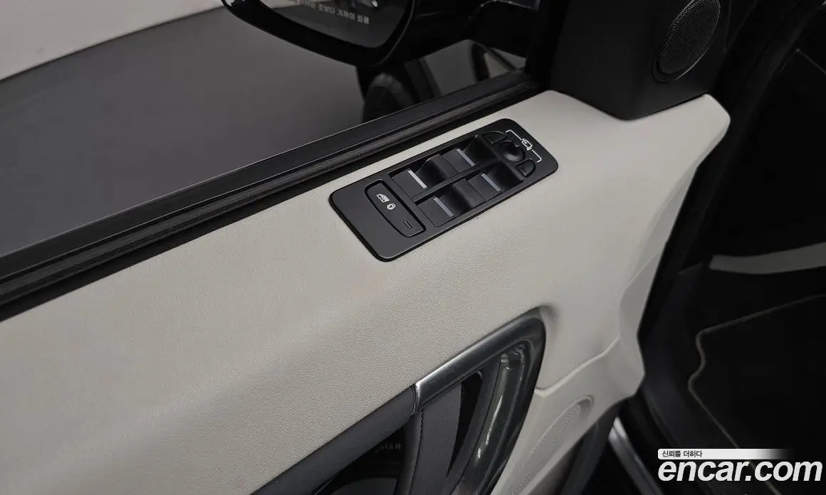 Land Rover Discovery Sport 2019 2.0 автомат (гидро), фото 22
